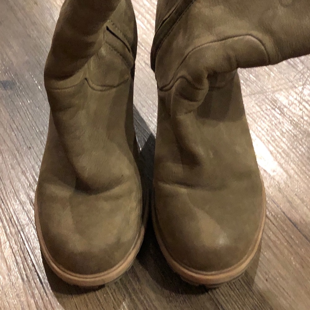 ALDO tan genuine leather fur lined booties - Picture 5 of 8